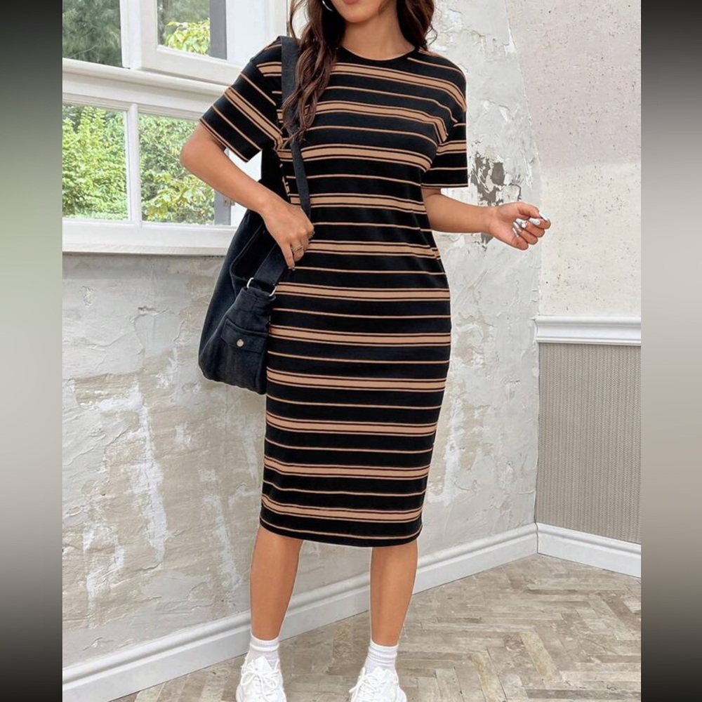 Women’s Stretchy Oversized Knitted Soft Black Brown Stripe Crew T-Shirt Dress